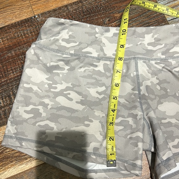 Born primitive “double take booty short” - Picture 5 of 5